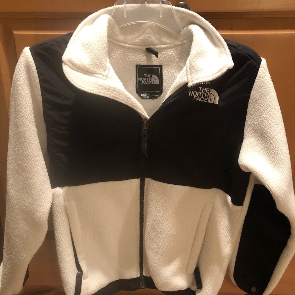 Girls North Face Fleece Jacket - Size M/M